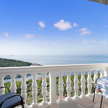 1 Bedroom Stunning Apartment In Primosten Ngoại thất bức ảnh